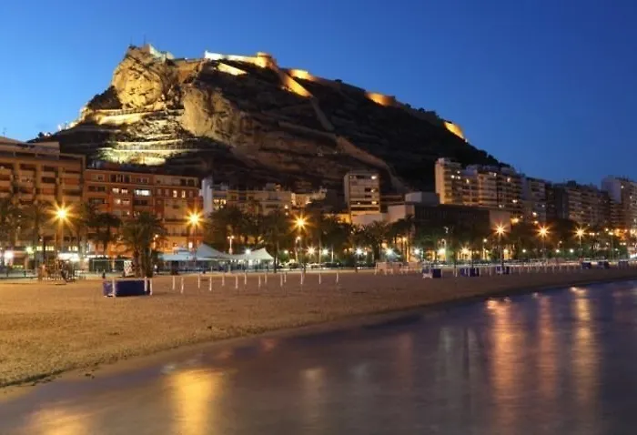 Tito San Nicolas 3* Alicante